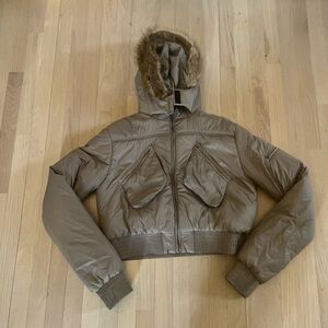 Prettylittlething cropped puffer jacket